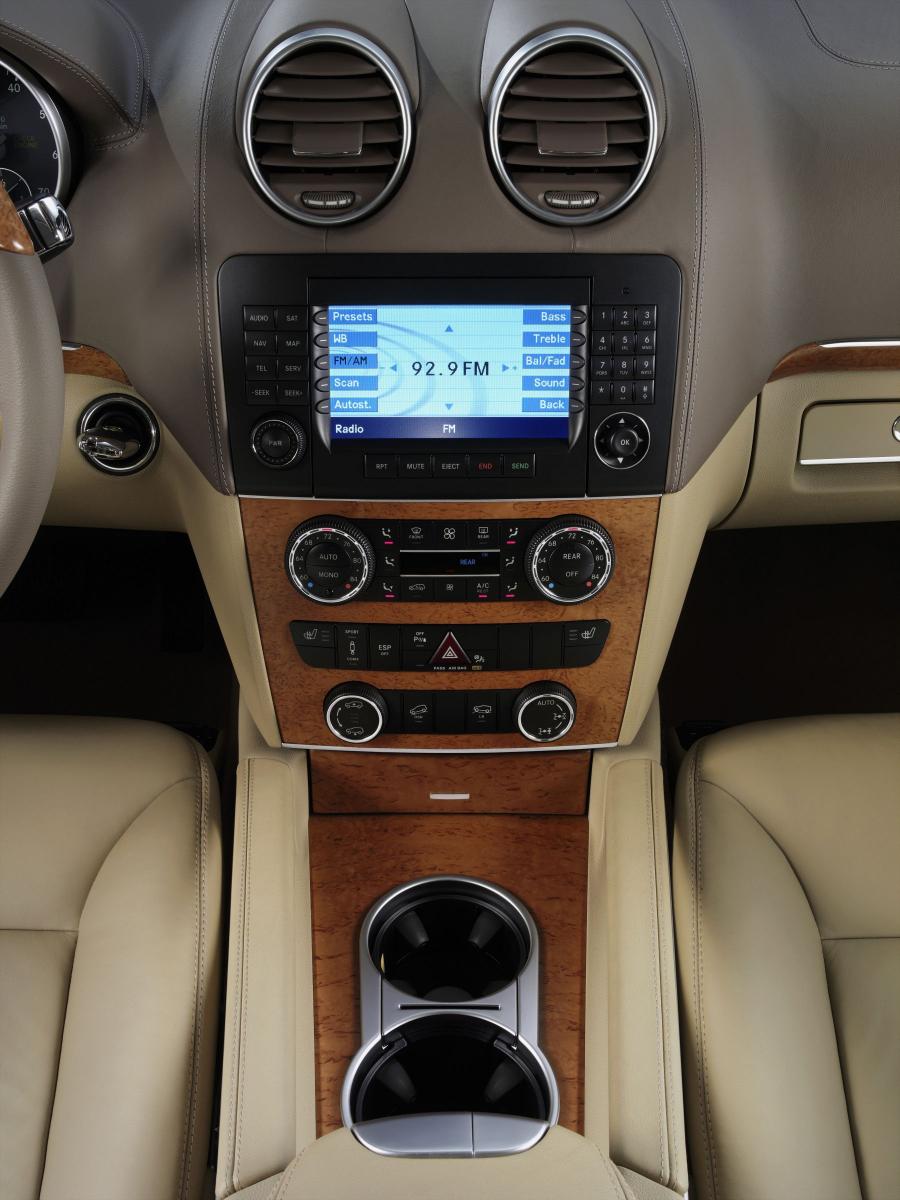  Mercedes-Benz GL-Class 2007 года  (фото 205 из 247)